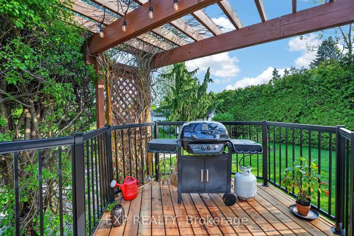 Photo 38 at 4 Wolmsley Crescent, Nepean (Meadowlands/Crestview), Ottawa