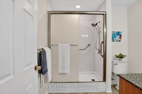 Photo 24 at 4 Wolmsley Crescent, Nepean (Meadowlands/Crestview), Ottawa