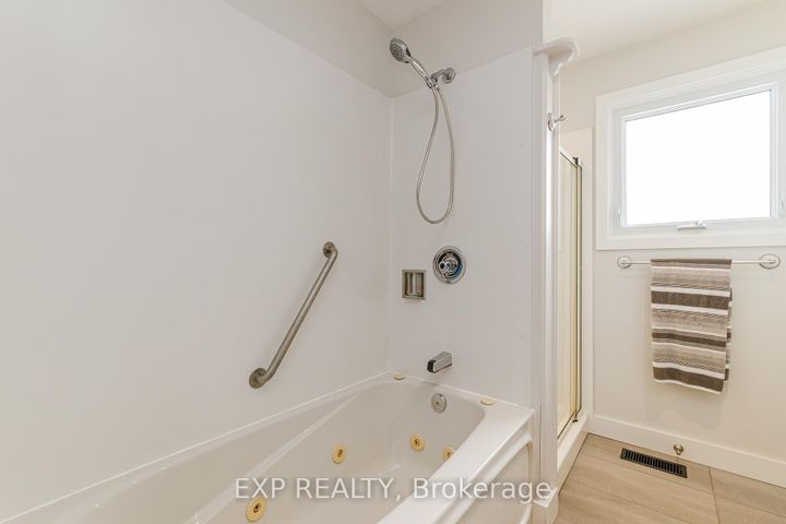 Photo 19 at 1642 Valmarie Avenue, Nepean (Carleton Heights), Ottawa