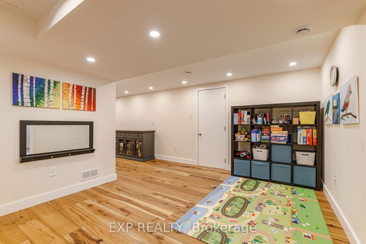 Photo 22 at 1642 Valmarie Avenue, Nepean (Carleton Heights), Ottawa