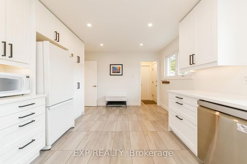 Photo 8 at 1642 Valmarie Avenue, Nepean (Carleton Heights), Ottawa