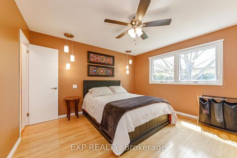 Photo 11 at 1642 Valmarie Avenue, Nepean (Carleton Heights), Ottawa