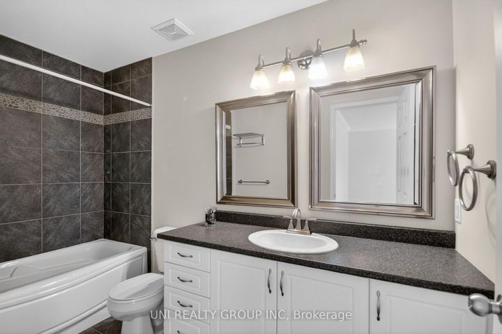 Photo 8 at 546 Ashbourne Crescent, Nepean (Stonebridge), Ottawa