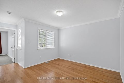 Photo 9 at 546 Ashbourne Crescent, Nepean (Stonebridge), Ottawa