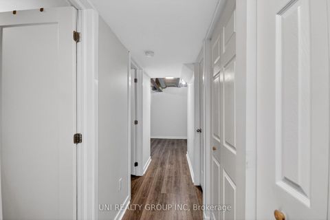 Photo 12 at 546 Ashbourne Crescent, Nepean (Stonebridge), Ottawa