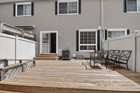 Photo 17 at 546 Ashbourne Crescent, Nepean (Stonebridge), Ottawa