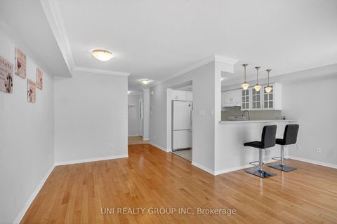 Photo 18 at 546 Ashbourne Crescent, Nepean (Stonebridge), Ottawa