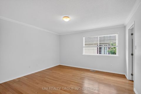 Photo 32 at 546 Ashbourne Crescent, Nepean (Stonebridge), Ottawa
