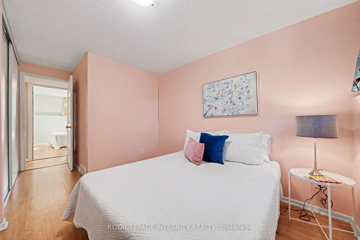 Photo 20 at 106 - 200 Woodfield Drive, Nepean (Tanglewood), Ottawa