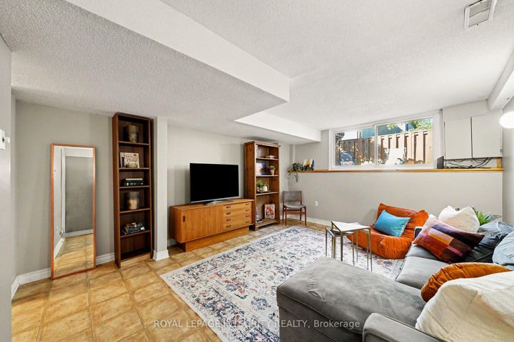 Photo 25 at 106 - 200 Woodfield Drive, Nepean (Tanglewood), Ottawa