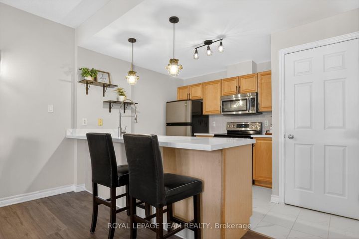 Photo 5 at D - 165 Crestway Drive, Nepean (Barrhaven East), Ottawa