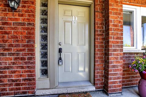 Photo 1 at D - 165 Crestway Drive, Nepean (Barrhaven East), Ottawa