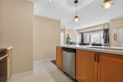 Photo 11 at D - 165 Crestway Drive, Nepean (Barrhaven East), Ottawa