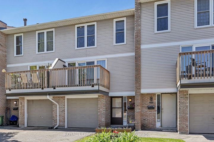 Photo 0 at C - 276 Dalehurst Drive, Nepean (Tanglewood), Ottawa