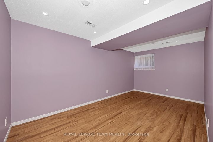 Photo 25 at C - 276 Dalehurst Drive, Nepean (Tanglewood), Ottawa