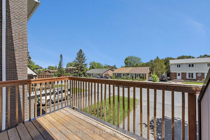 Photo 27 at C - 276 Dalehurst Drive, Nepean (Tanglewood), Ottawa