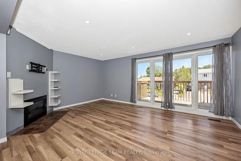 Photo 9 at C - 276 Dalehurst Drive, Nepean (Tanglewood), Ottawa