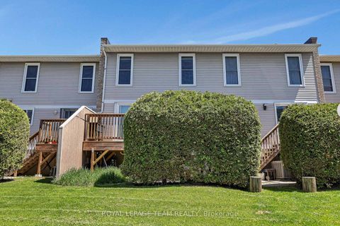 Photo 28 at C - 276 Dalehurst Drive, Nepean (Tanglewood), Ottawa