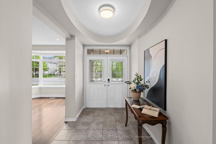 Photo 3 at 788 Kilbirnie Drive, Nepean (Stonebridge), Ottawa