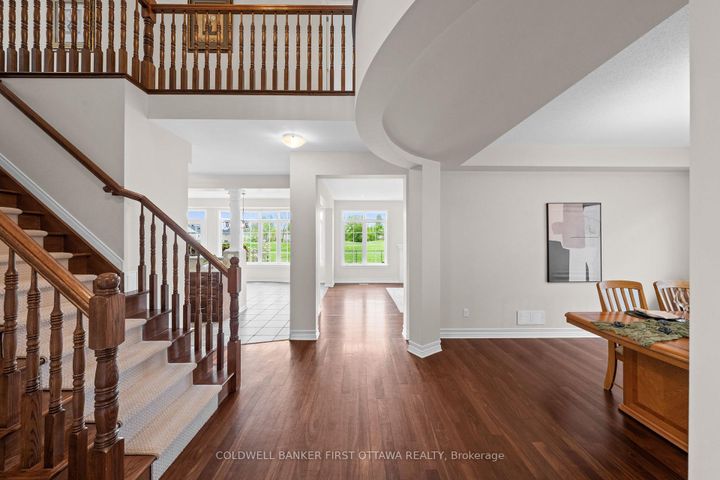 Photo 6 at 788 Kilbirnie Drive, Nepean (Stonebridge), Ottawa