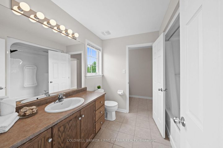 Photo 25 at 788 Kilbirnie Drive, Nepean (Stonebridge), Ottawa