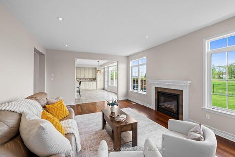 Photo 15 at 788 Kilbirnie Drive, Nepean (Stonebridge), Ottawa