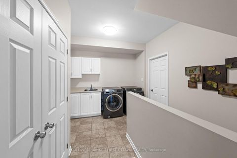 Photo 16 at 788 Kilbirnie Drive, Nepean (Stonebridge), Ottawa