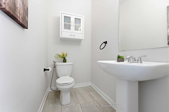 Photo 19 at 3048 Travertine Way, Nepean (Half Moon Bay), Ottawa