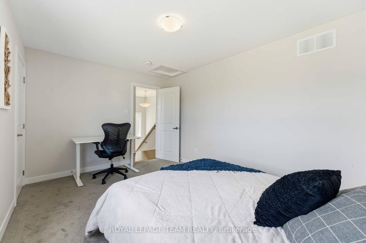 Photo 30 at 3048 Travertine Way, Nepean (Half Moon Bay), Ottawa