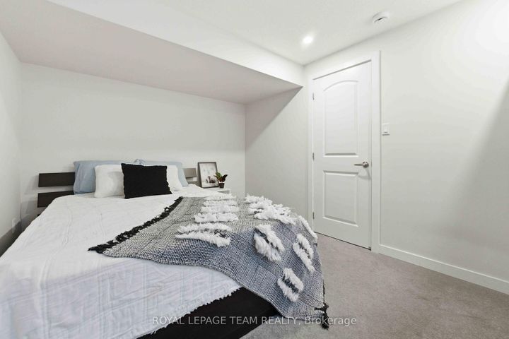 Photo 41 at 3048 Travertine Way, Nepean (Half Moon Bay), Ottawa