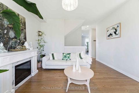 Photo 6 at 3048 Travertine Way, Nepean (Half Moon Bay), Ottawa