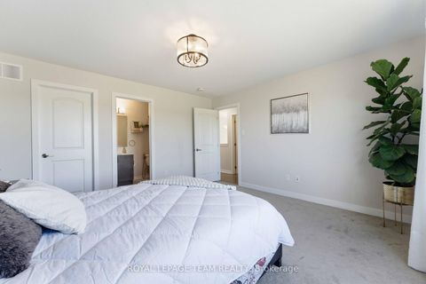 Photo 22 at 3048 Travertine Way, Nepean (Half Moon Bay), Ottawa