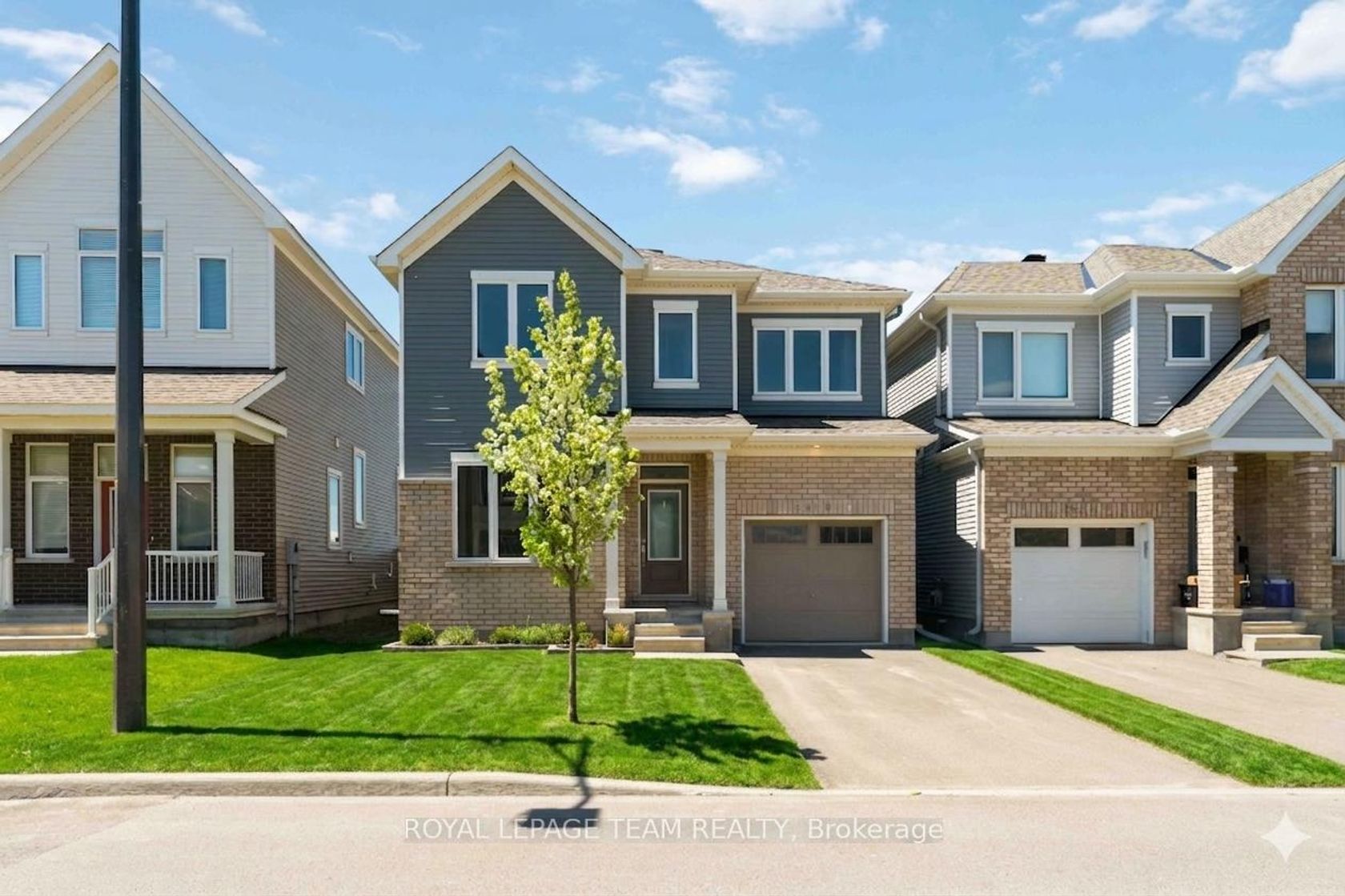 3048 Travertine Way, Nepean (Half Moon Bay), Ottawa 