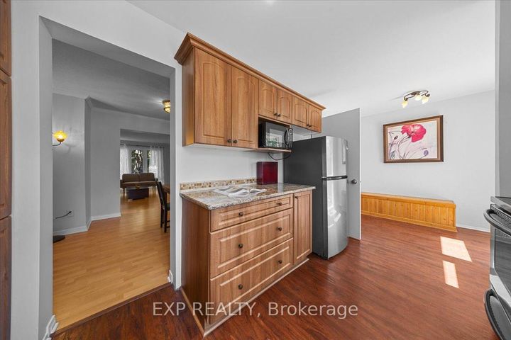 Photo 19 at 14 - 21 Midland Crescent, Nepean (Arlington Woods), Ottawa