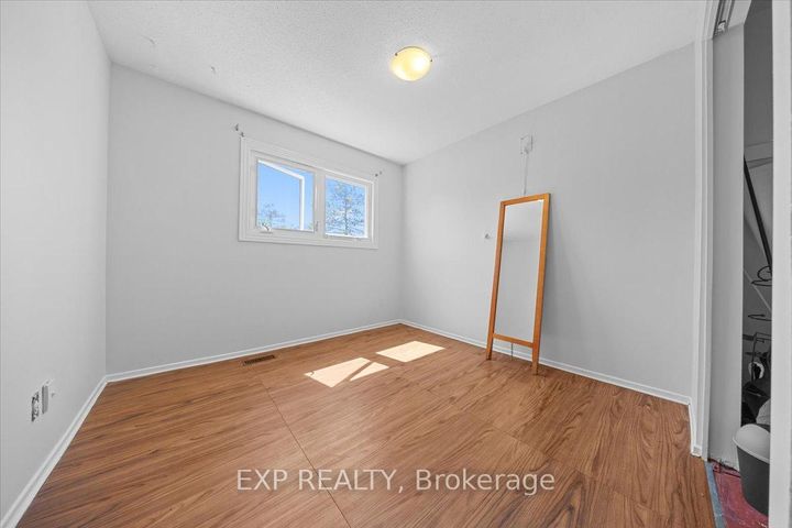Photo 28 at 14 - 21 Midland Crescent, Nepean (Arlington Woods), Ottawa