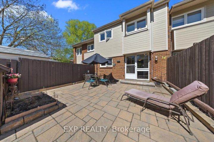 Photo 40 at 14 - 21 Midland Crescent, Nepean (Arlington Woods), Ottawa