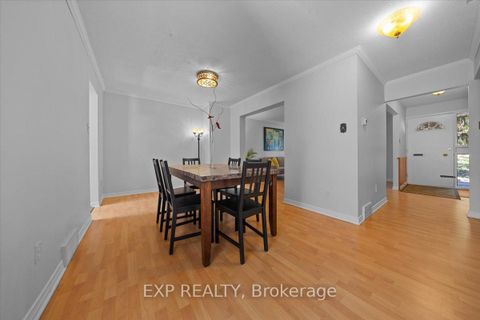 Photo 13 at 14 - 21 Midland Crescent, Nepean (Arlington Woods), Ottawa