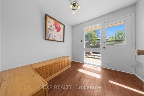 Photo 15 at 14 - 21 Midland Crescent, Nepean (Arlington Woods), Ottawa