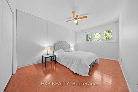 Photo 23 at 14 - 21 Midland Crescent, Nepean (Arlington Woods), Ottawa