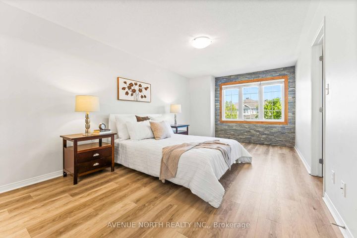 Photo 16 at 402 Ashbourne Crescent, Nepean (Stonebridge), Ottawa