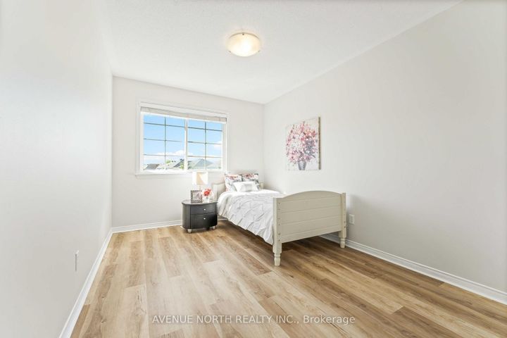 Photo 21 at 402 Ashbourne Crescent, Nepean (Stonebridge), Ottawa
