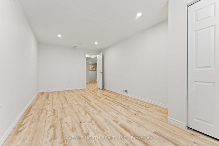 Photo 33 at 402 Ashbourne Crescent, Nepean (Stonebridge), Ottawa