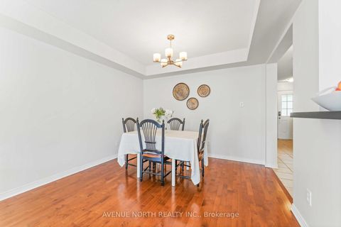 Photo 4 at 402 Ashbourne Crescent, Nepean (Stonebridge), Ottawa