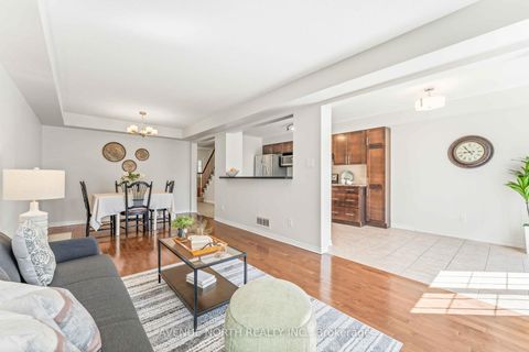 Photo 9 at 402 Ashbourne Crescent, Nepean (Stonebridge), Ottawa