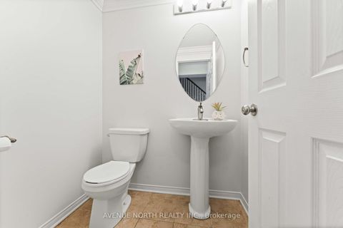 Photo 13 at 402 Ashbourne Crescent, Nepean (Stonebridge), Ottawa
