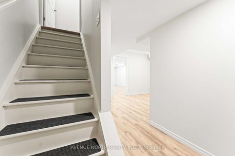Photo 29 at 402 Ashbourne Crescent, Nepean (Stonebridge), Ottawa