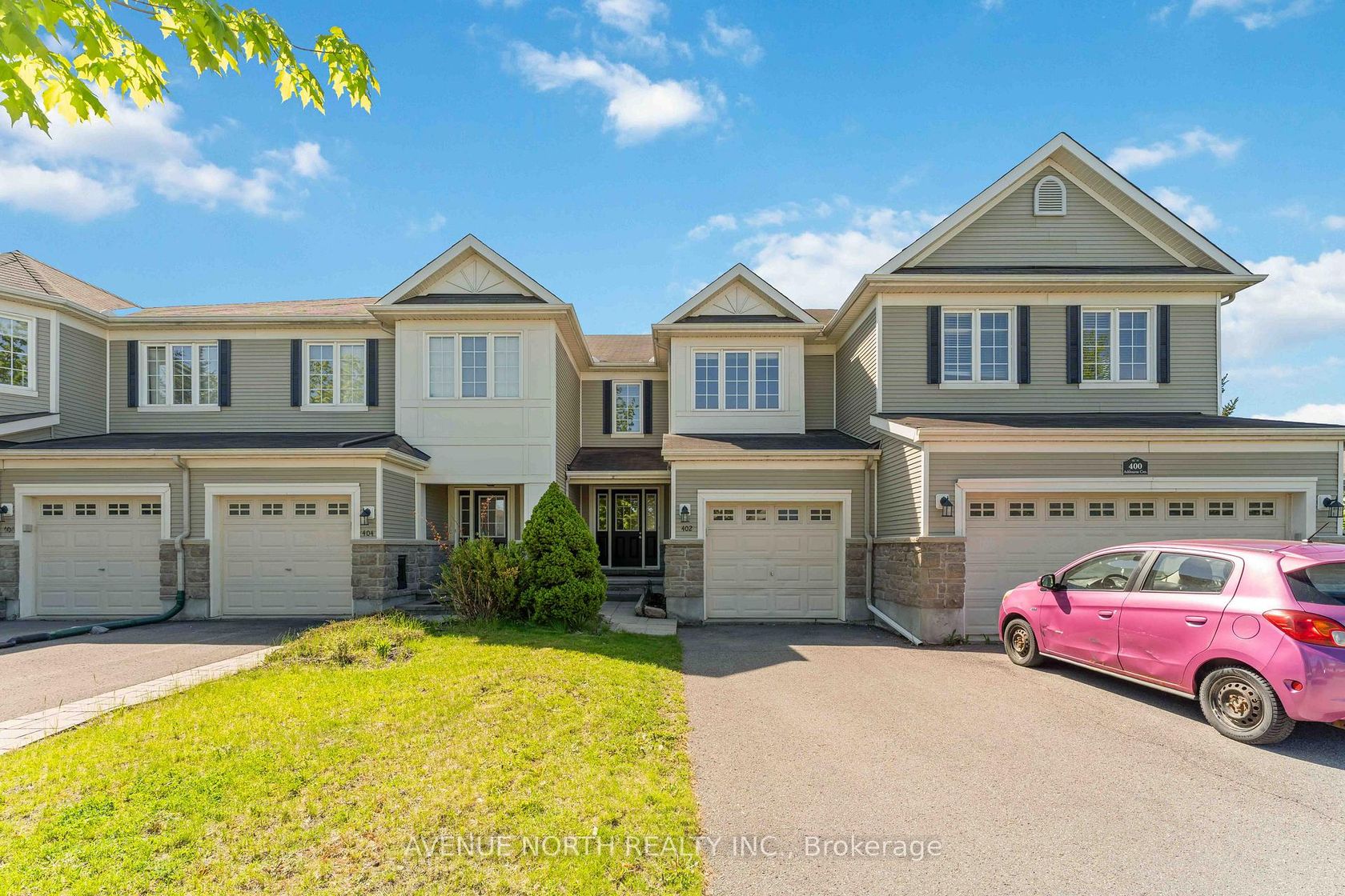 402 Ashbourne Crescent, Nepean (Stonebridge), Ottawa 