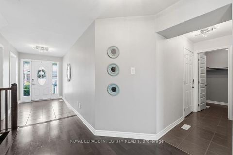 Photo 3 at 24 PONDHAWK Way, Nepean (Half Moon Bay), Ottawa