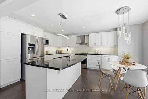 Photo 23 at 24 PONDHAWK Way, Nepean (Half Moon Bay), Ottawa
