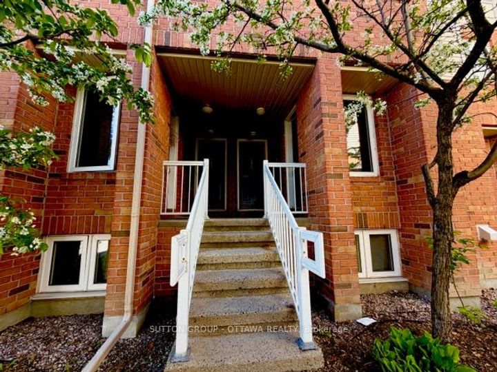 Photo 0 at 115 Tall Pines Private, Nepean (Leslie Park), Ottawa